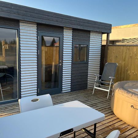 Adorable Tiny House In Reykjavik Villa ภายนอก รูปภาพ