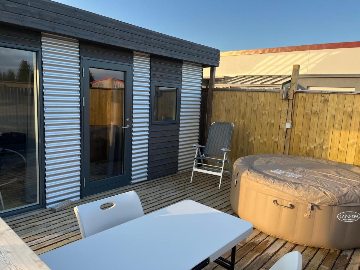 Adorable Tiny House In Reykjavik Villa ภายนอก รูปภาพ