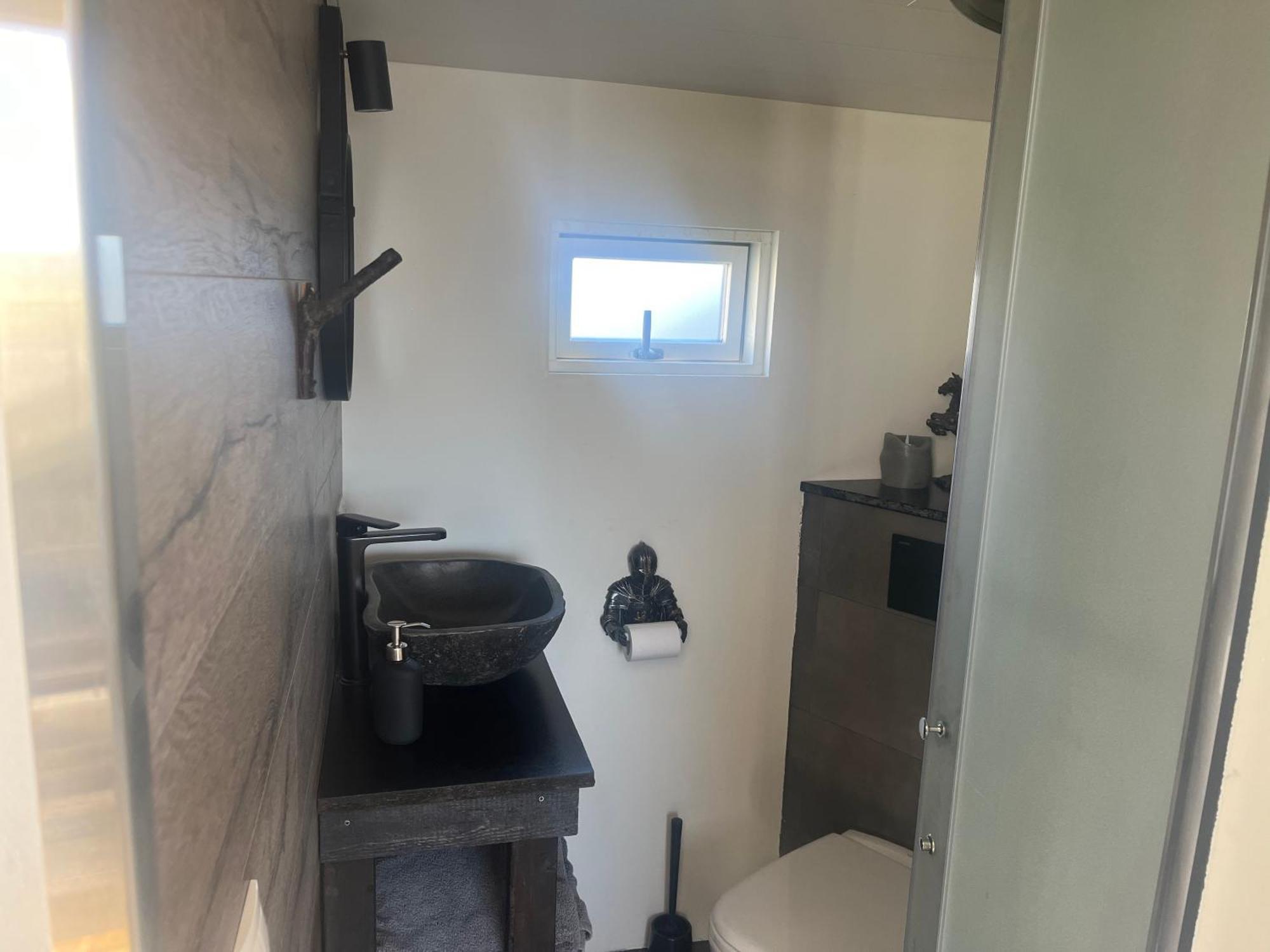Adorable Tiny House In Reykjavik Villa ภายนอก รูปภาพ